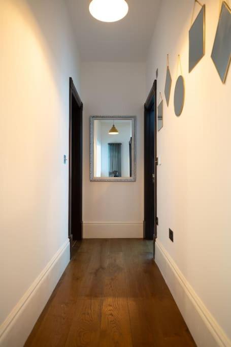 Stylish Beachfront Bolthole With Stunning Sea Views And Luxury Touches Herne Bay Exterior foto